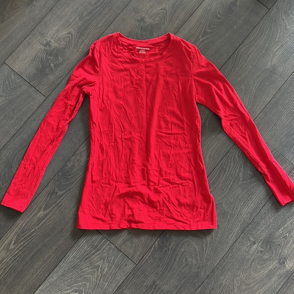 Red Long-Sleeve Crewneck Shirt - Picture 2 of 6